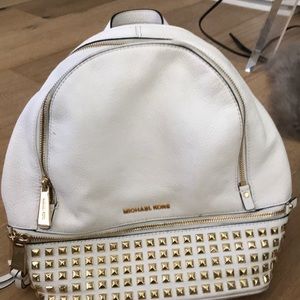 Cute Michael Kors backback (small)